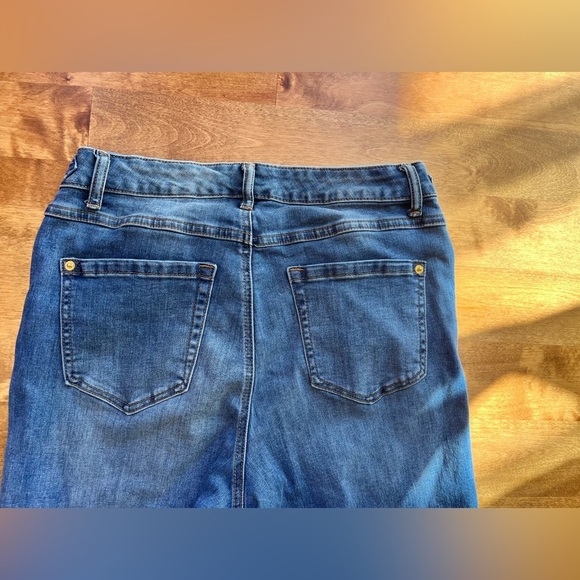 INC Baby Bootcut Gold Buckle 30 - Picture 6 of 10